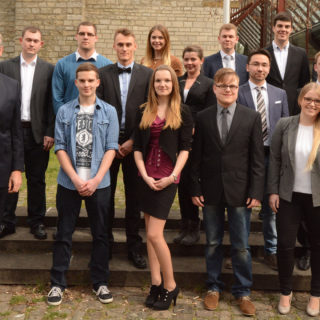 IHK-Ausbildungs-Bestenehrung 13.04.2016: Absolventen Minden-Lübbecke